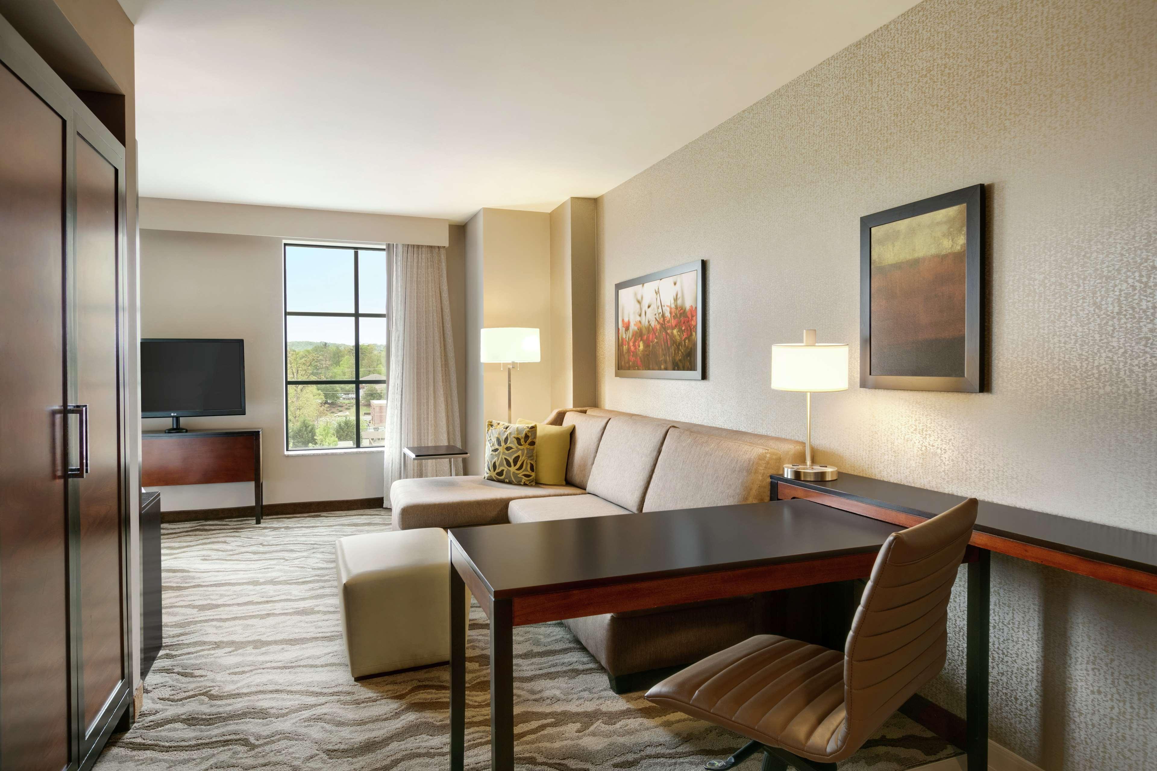 Embassy Suites Chattanooga Hamilton Place Buitenkant foto