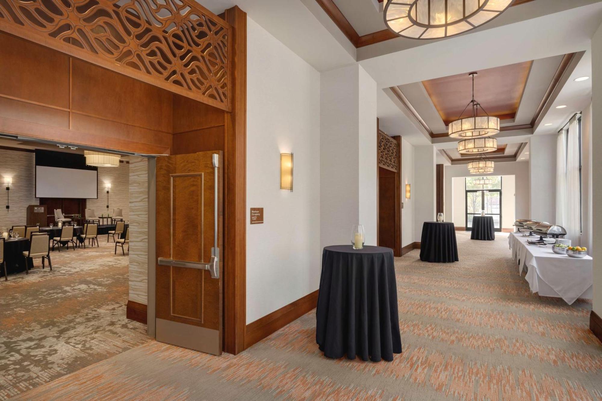 Embassy Suites Chattanooga Hamilton Place Buitenkant foto