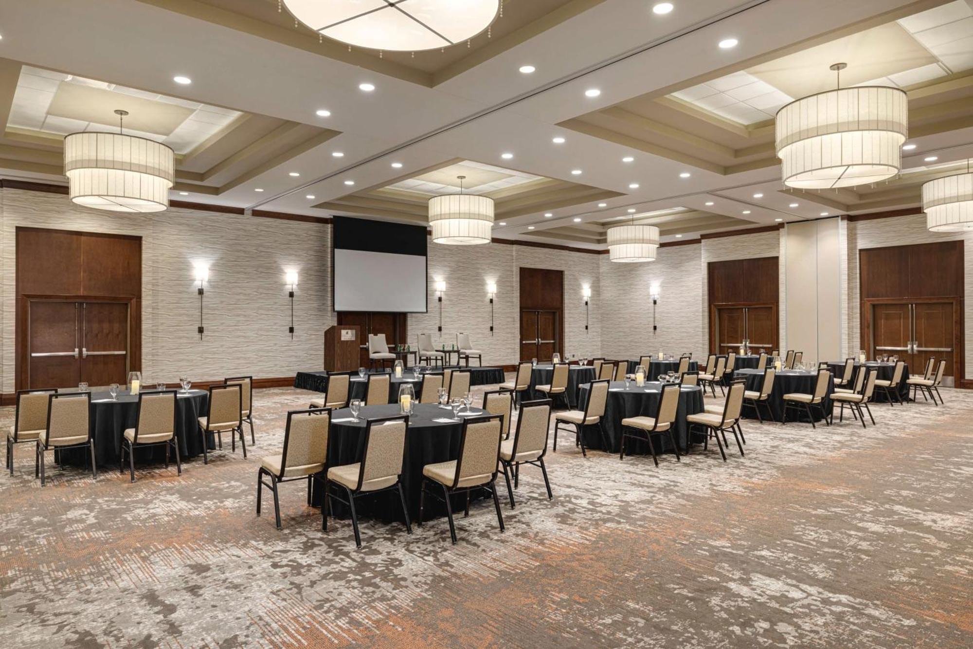 Embassy Suites Chattanooga Hamilton Place Buitenkant foto