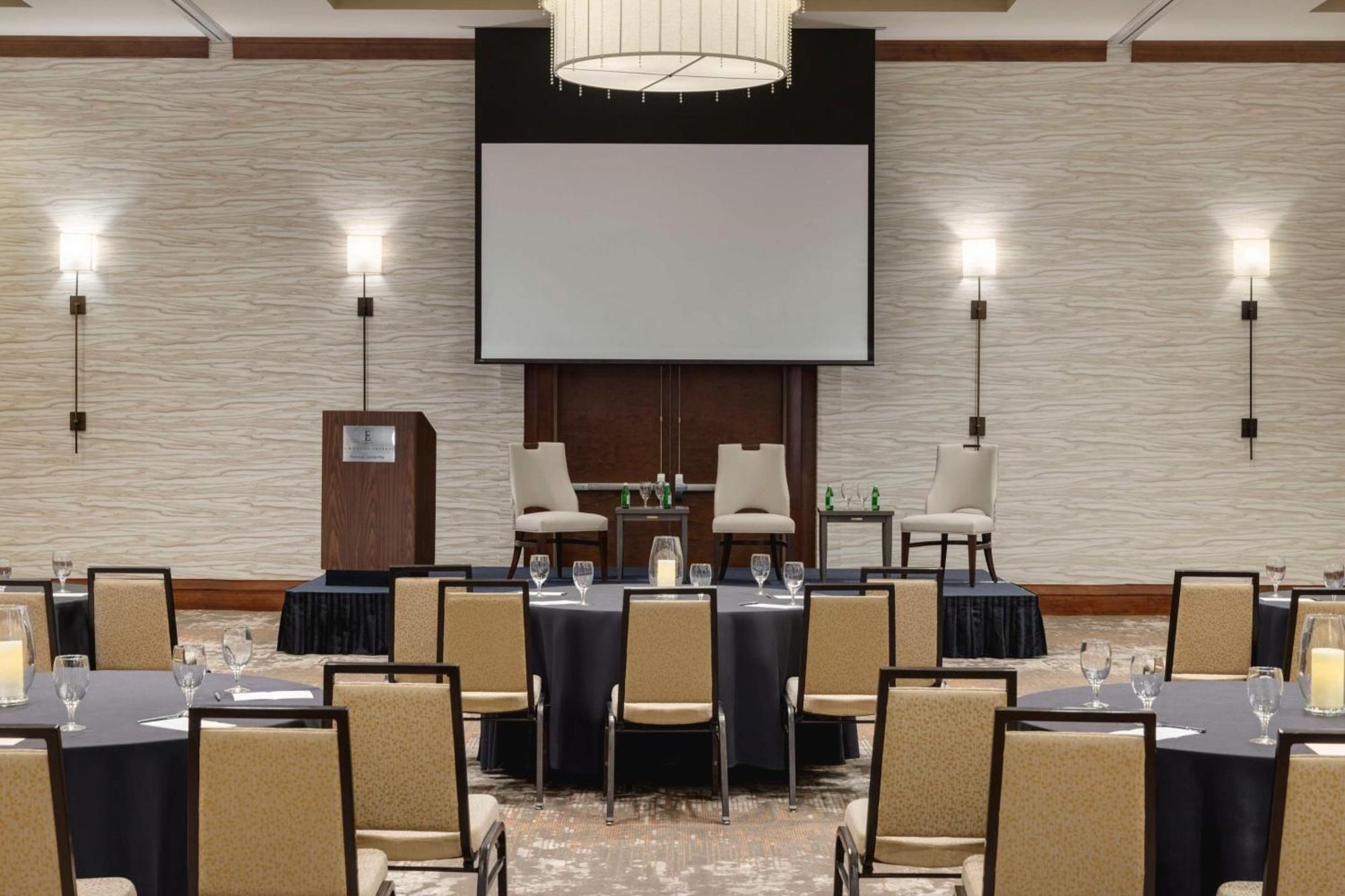 Embassy Suites Chattanooga Hamilton Place Buitenkant foto