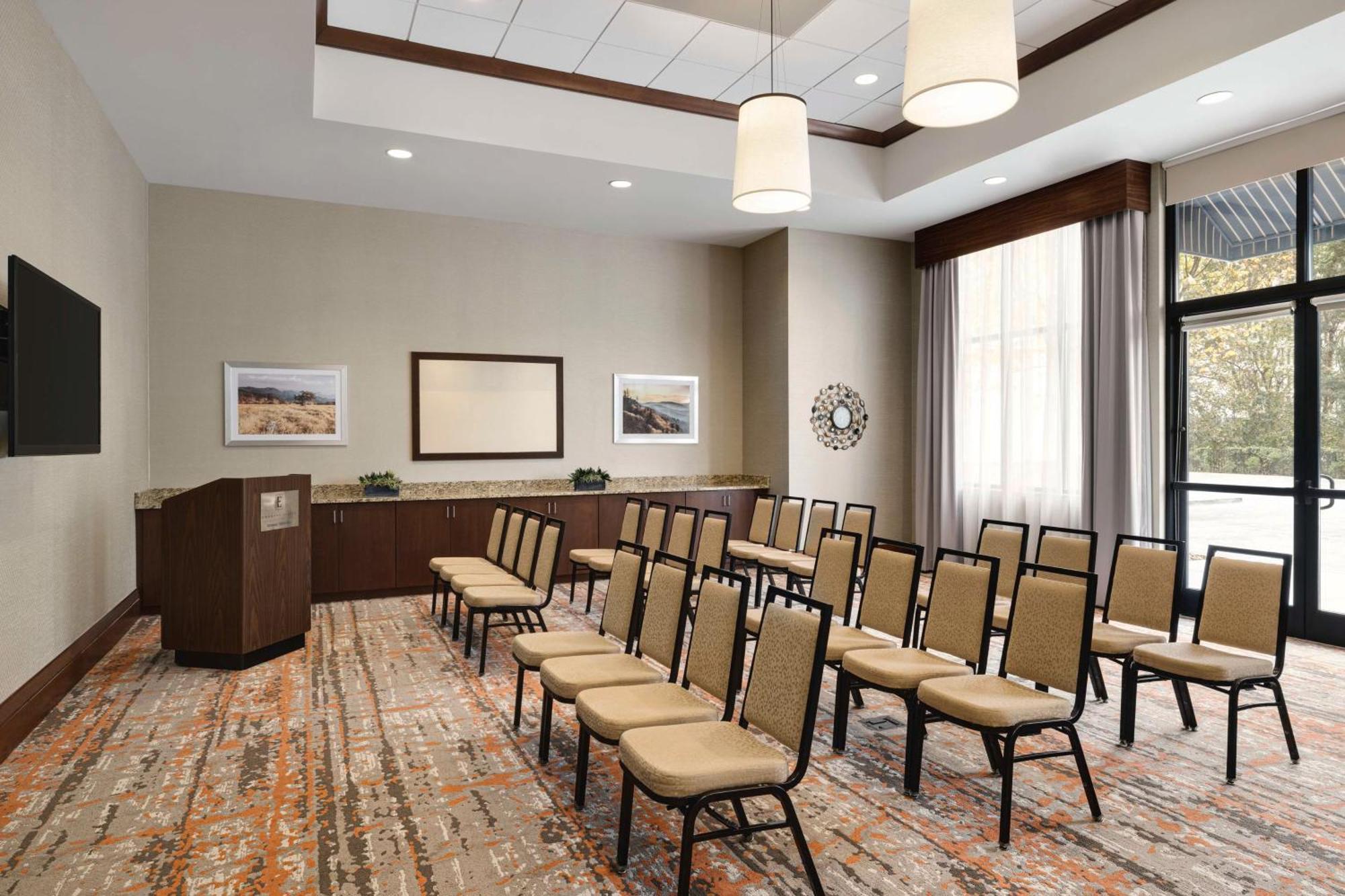Embassy Suites Chattanooga Hamilton Place Buitenkant foto