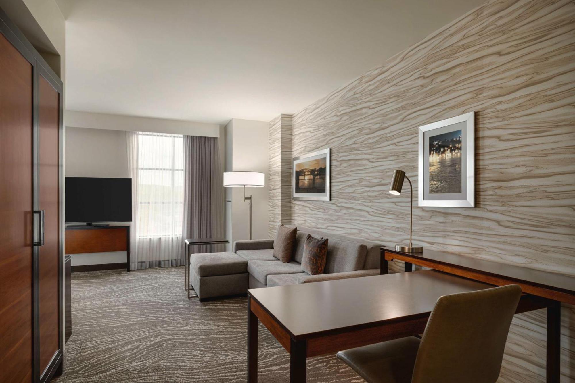Embassy Suites Chattanooga Hamilton Place Buitenkant foto